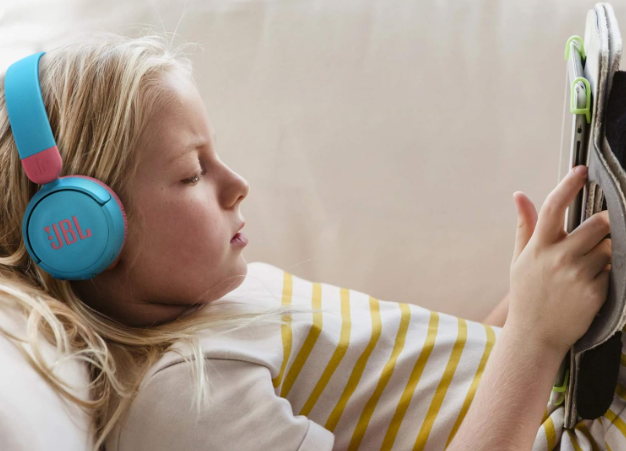 JBL Jr310BT Kids Wireless on-ear headphones | Blue JBL Jr310BT Kids Wireless on-ear headphones | Blue